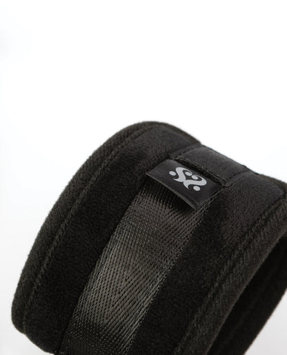Sei Mio Neck Firmly in Check Adjustable Neck & Wrist Restraint Kit - Black by Creative conceptions