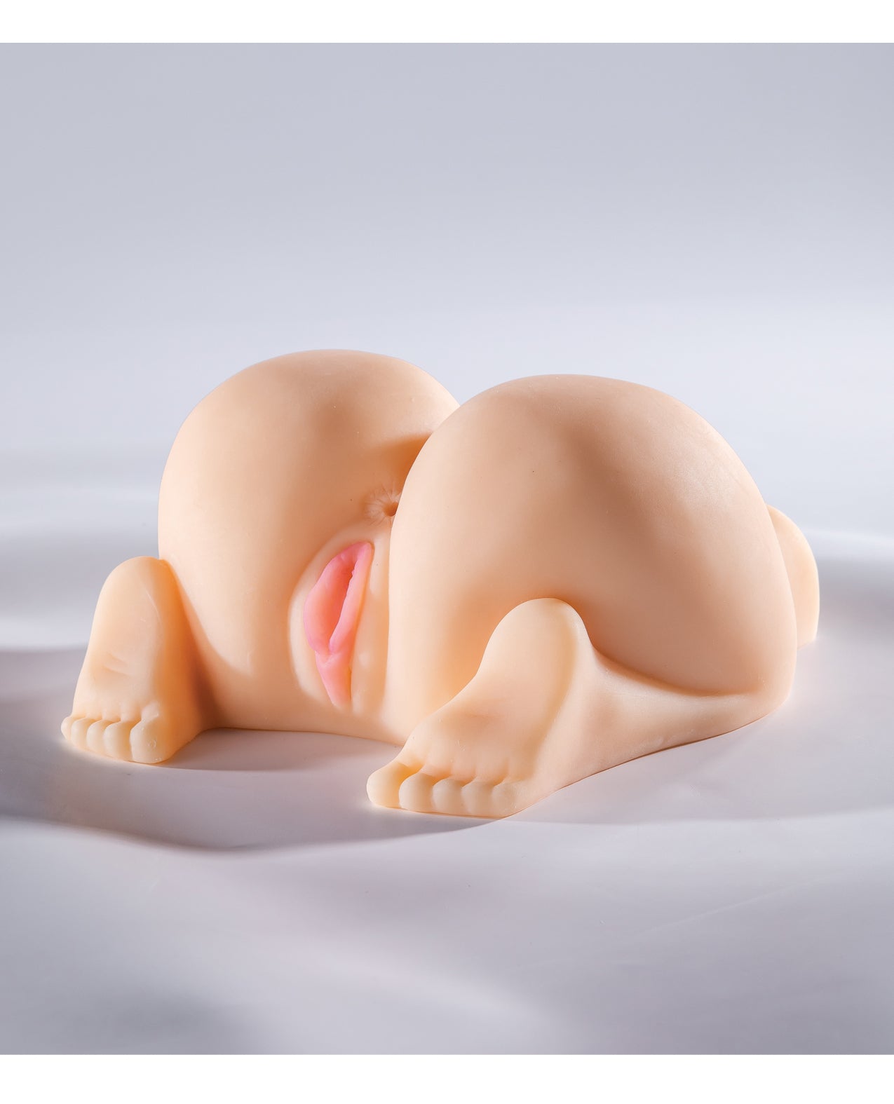 Royal Honeys Hand Free Butt Gina by Full circle usa