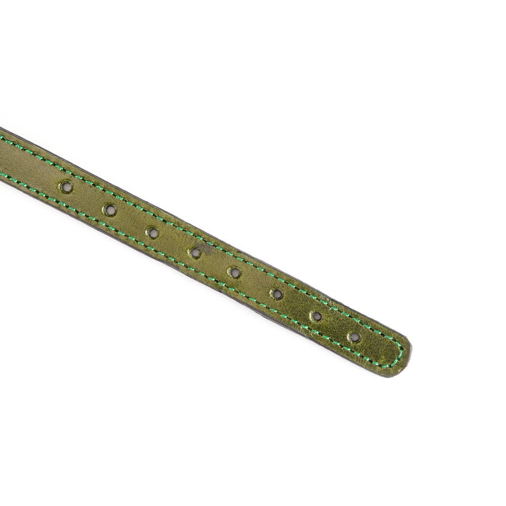 0.4" Wide Luxury Leather O-Ring Choker with Rivets