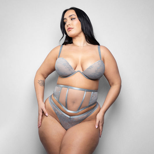 Fantasy Lingerie Elusive Mila Molded Cup Bra, Waist Cincher & Thong Panty Set XL/2XL by Fantasy Lingerie